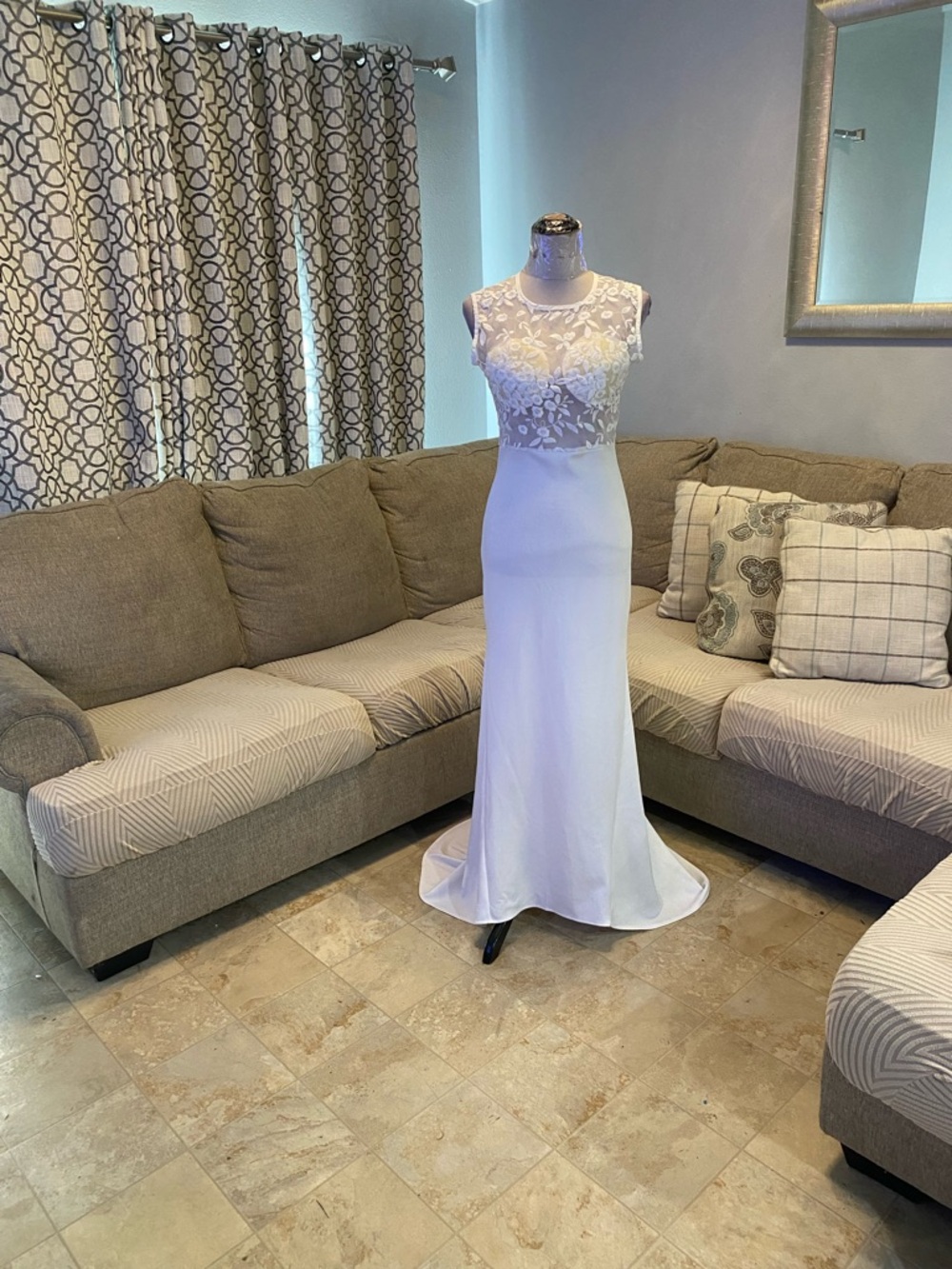 White bridal Dress Women Medium illusion lace-applique sheer bodice with trail